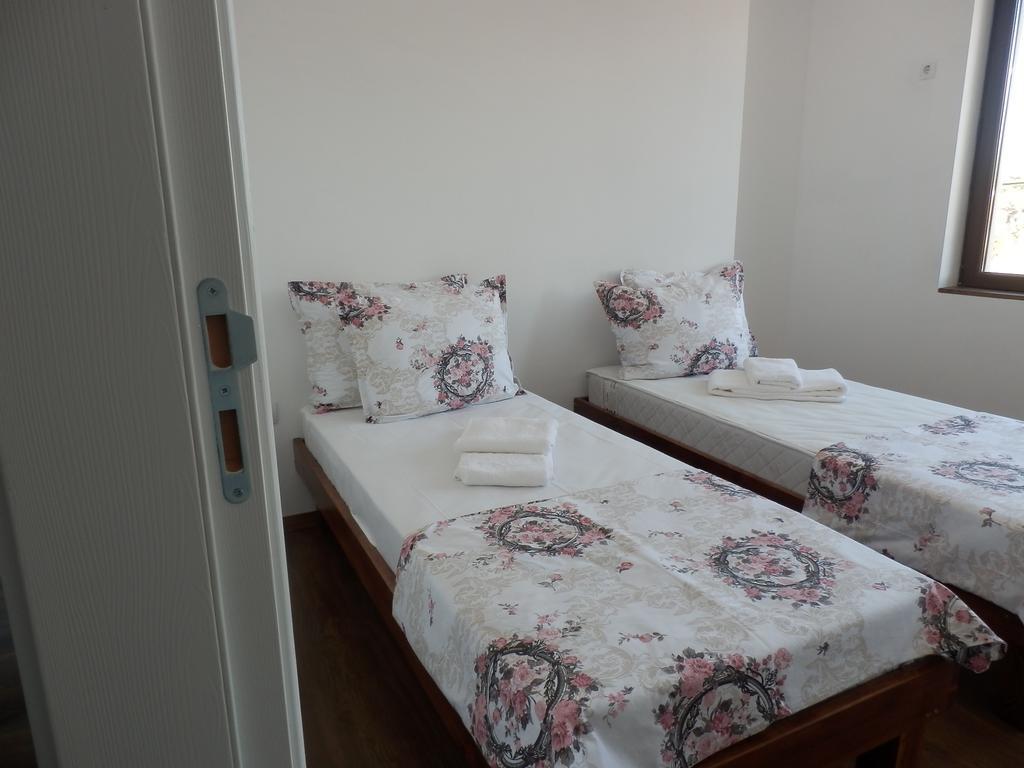 Aleksandrovo Apartments Eksteriør billede
